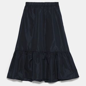 Zara Ruffled midi skirt size xs